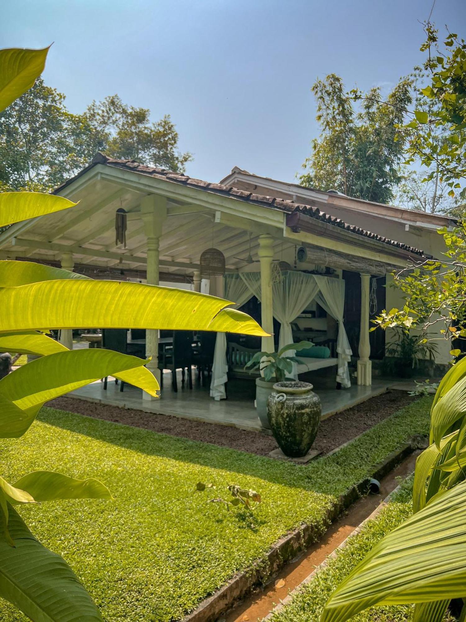 Medusa Bungalow - ガル エクステリア 写真